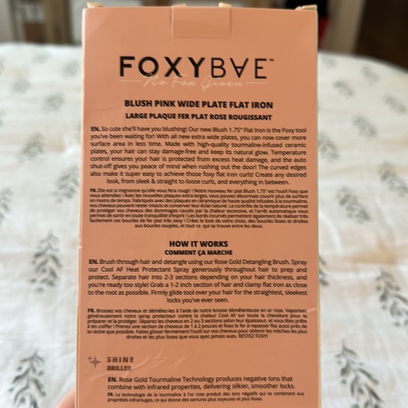 NIB FOXYBAE Blush Pink Wide Plate 1.75β Flat Iron - Picture 4 of 5